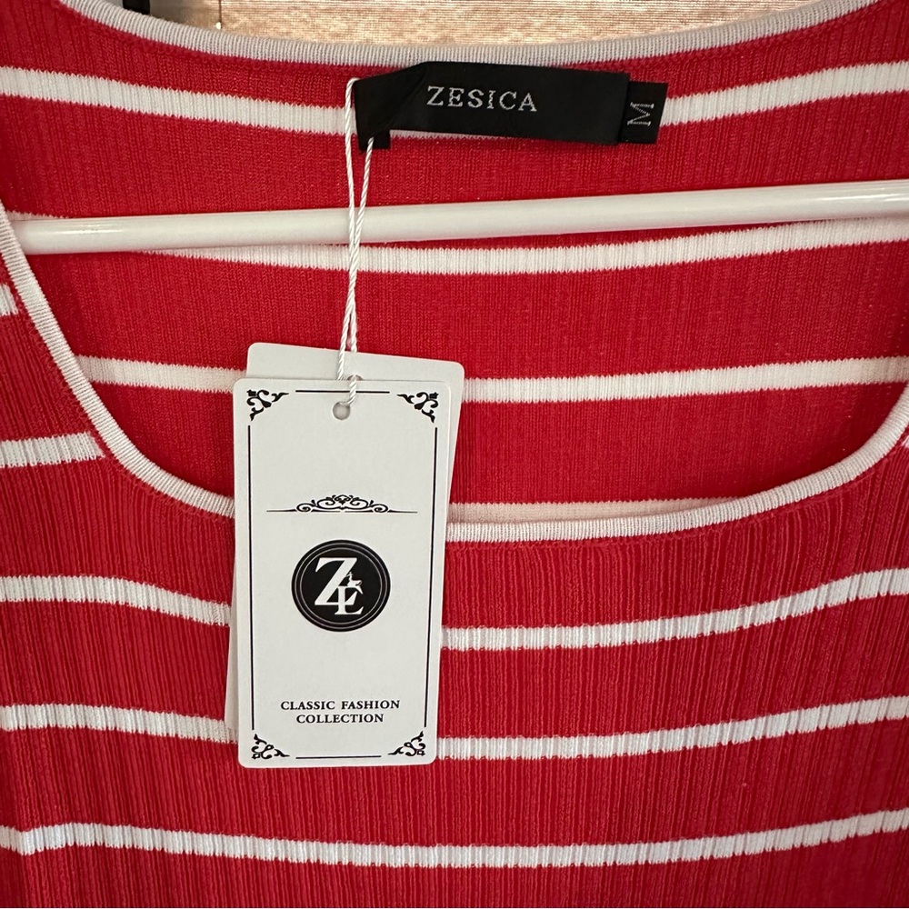 NWT FIT & FLARE CHRISTMAS MIDI DRESS Size Medium Long Sleeve Red Striped Pleated - Picture 2 of 7
